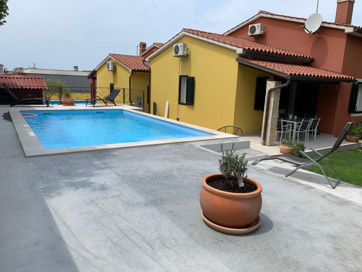 Kamenjak Volme, Cousy House With Pool Banjole Buitenkant foto