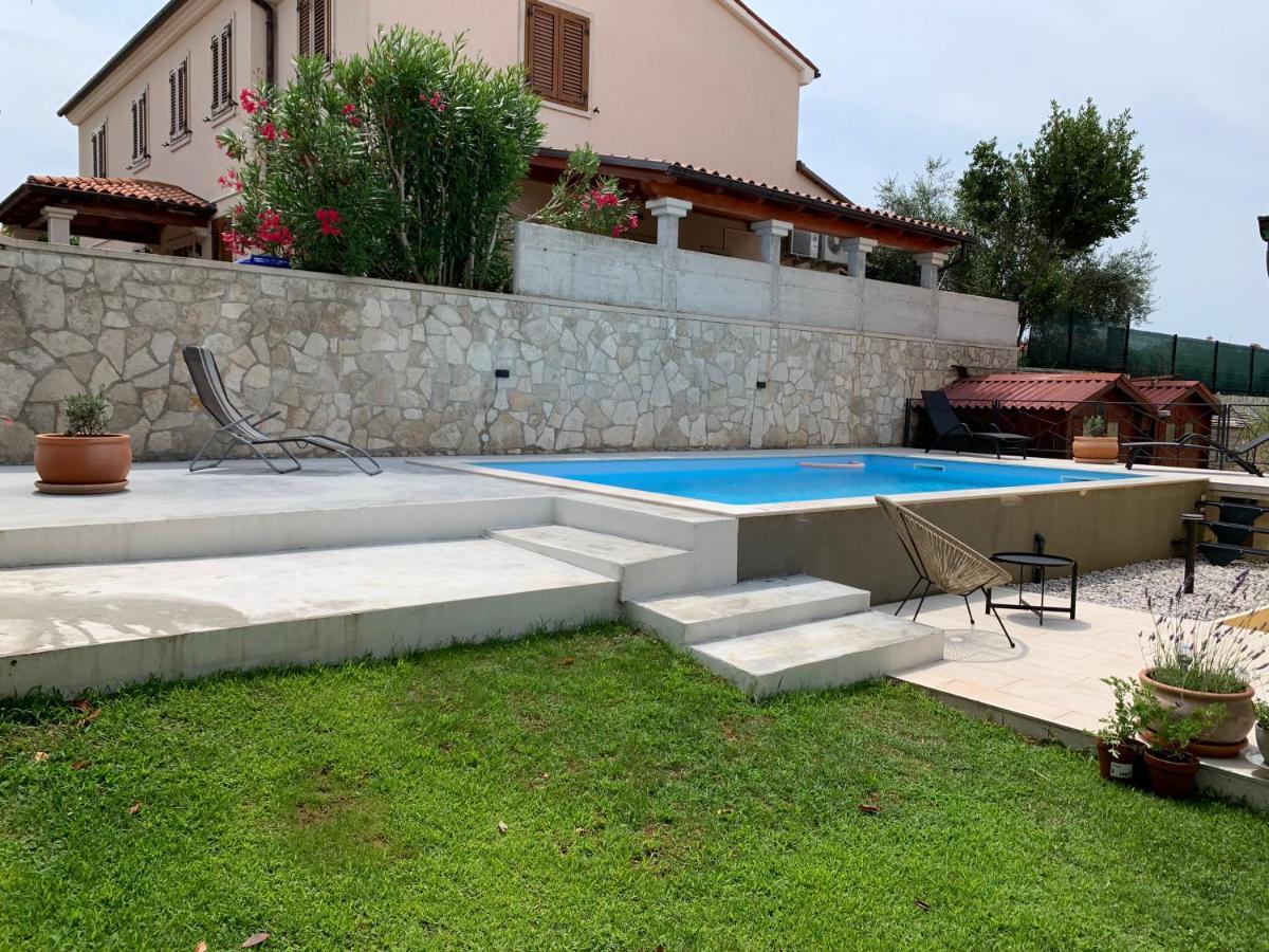Kamenjak Volme, Cousy House With Pool Banjole Buitenkant foto